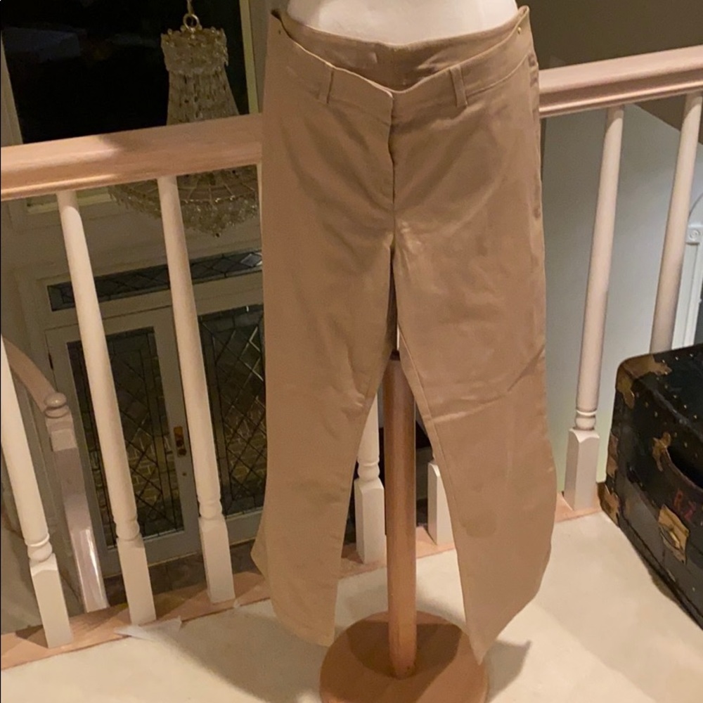 Khaki pants 👖